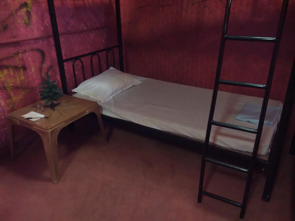 Bricks And Bamboo Hostel アンジュナ 部屋 写真